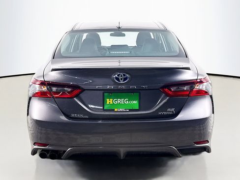 Used 2023 Toyota Camry SE image 8