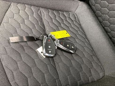 Used 2020 Chevrolet Equinox LT image 13