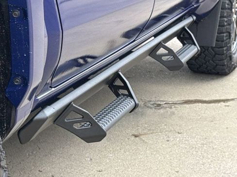 Used 2025 Toyota Tacoma TRD Sport AWD/4WD image 10