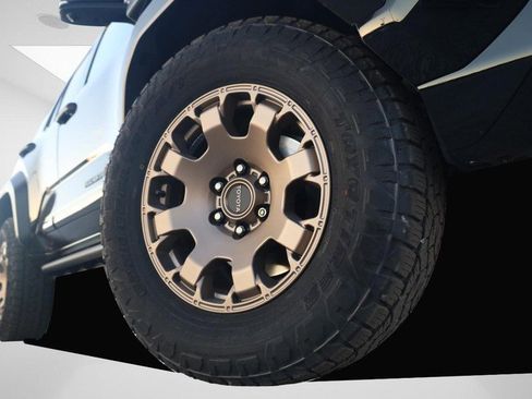 New 2025 Toyota 4Runner Trailhunter image 3