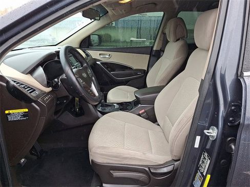 Used 2017 Hyundai Santa Fe Sport image 14