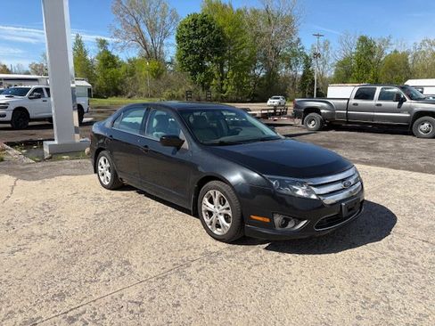 Used 2012 Ford Fusion SE FWD image 3