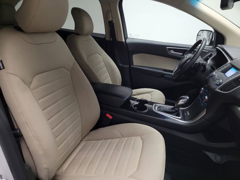 Used 2015 Ford Edge SEL FWD image 21