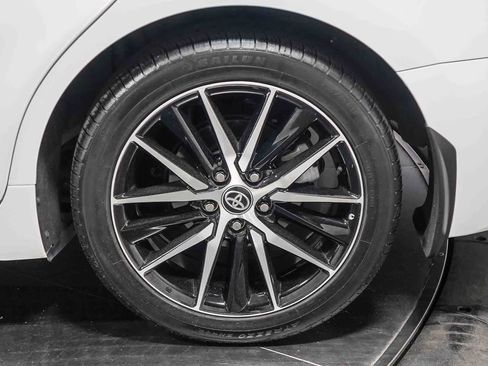 Certified 2024 Toyota Camry SE FWD image 11