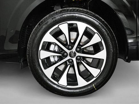 New 2026 Audi Q3 quattro 2.0T image 26