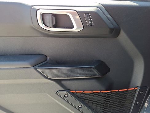 New 2025 Ford Bronco Raptor w/ Interior Carbon Fiber Pack AWD/4WD image 8