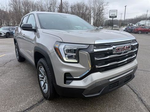 Used 2026 GMC Terrain Elevation image 9