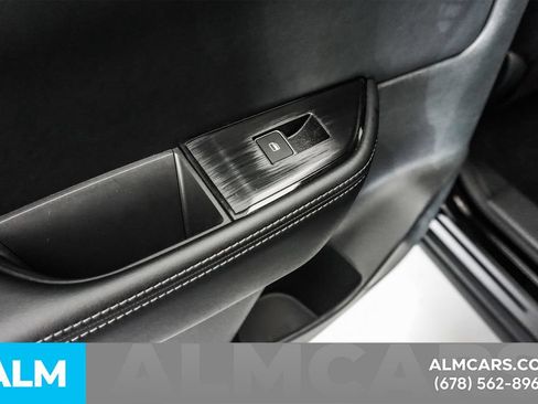 Used 2026 Nissan Rogue SL FWD image 52