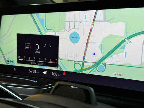 Certified 2025 Cadillac Escalade ESV Premium Luxury image 28