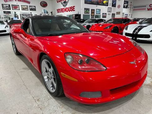Used 2007 Chevrolet Corvette Coupe w/ Preferred Equipment Group RWD image 29