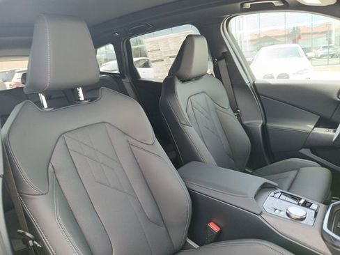 New 2025 BMW X3 xDrive30i w/ Convenience Package AWD/4WD image 17