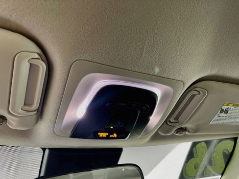 Used 2026 Toyota Corolla LE FWD image 21