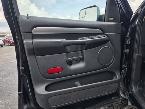 Used 2005 Dodge Ram 2500 Truck SLT image 12