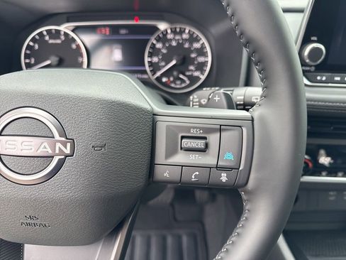 New 2026 Nissan Rogue SV FWD image 27