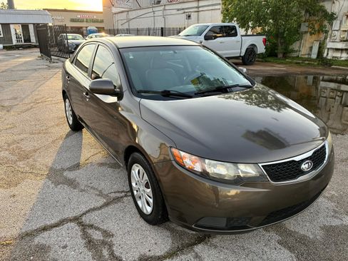 Used 2012 Kia Forte EX FWD image 15