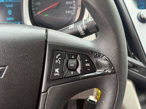 Used 2013 Chevrolet Equinox LS FWD image 21