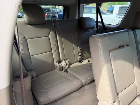 Used 2019 GMC Yukon XL SLT w/ Open Road Package AWD/4WD image 29