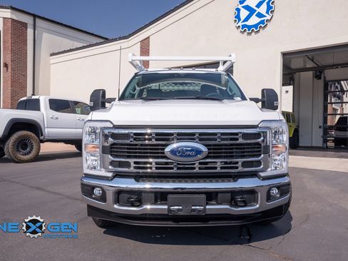Used 2024 Ford F350 XL w/ XL Chrome Package RWD image 3