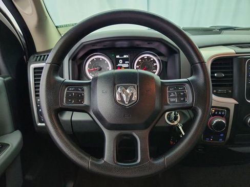 Used 2017 RAM 1500 Classic SLT AWD/4WD image 12