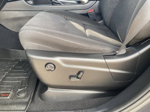 Used 2021 Dodge Durango SXT image 22