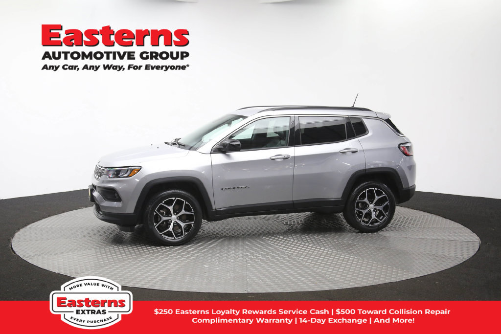 Used 2024 Jeep Compass Latitude AWD/4WD image 59