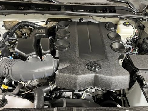 Used 2023 Toyota 4Runner Limited image 26