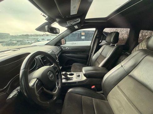 Used 2020 Jeep Grand Cherokee Altitude image 10