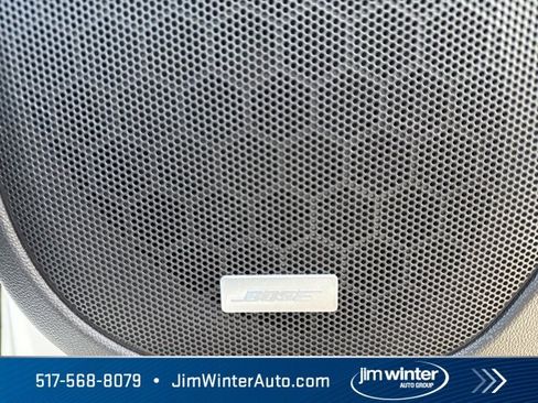 Certified 2023 GMC Acadia SLT w/ Elevation Edition image 16