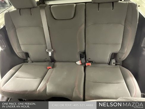 Used 2018 Jeep Wrangler Unlimited Rubicon w/ Dual Top Group image 27