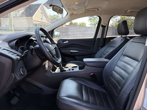 Used 2018 Ford Escape SEL AWD/4WD image 11