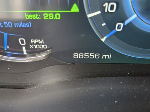 Certified 2018 Cadillac Escalade ESV Platinum RWD image 27