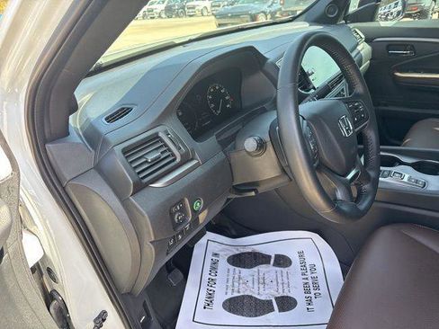 Used 2024 Honda Ridgeline RTL image 18