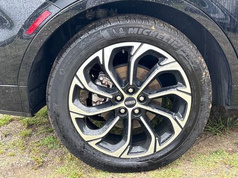 Certified 2024 Lincoln Nautilus Reserve AWD/4WD image 16