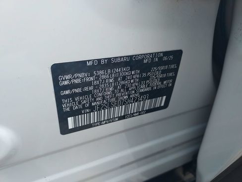 Used 2025 Subaru Forester Premium AWD/4WD image 24