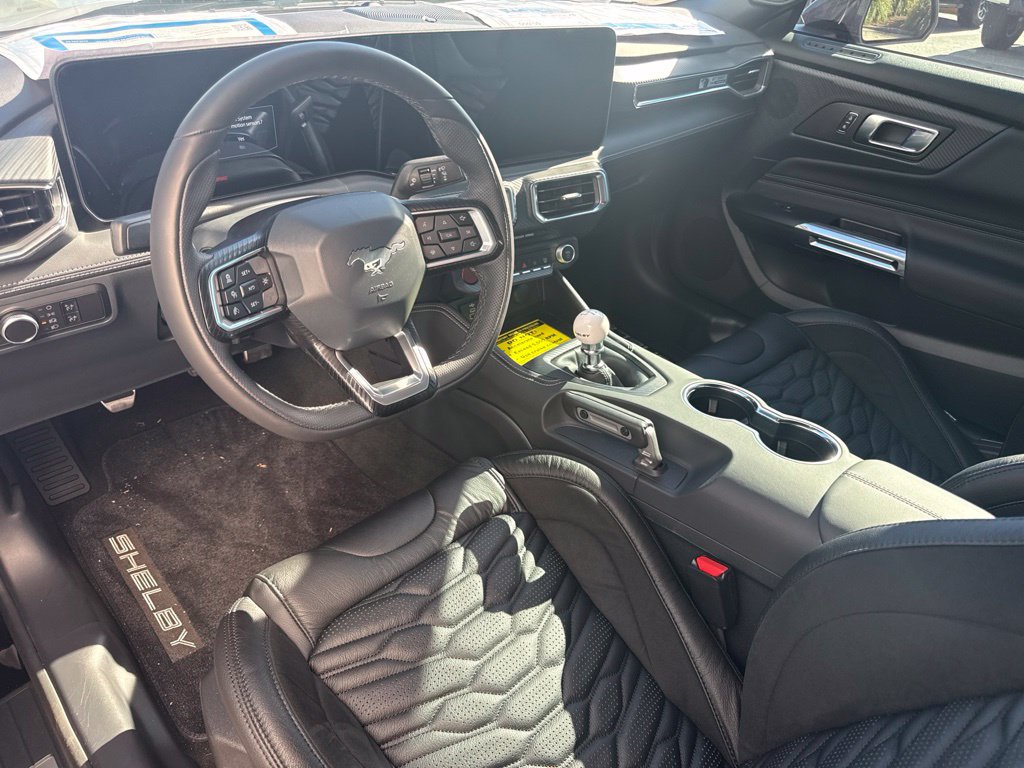 Used 2025 Ford Mustang GT Premium w/ GT Performance Package RWD image 14