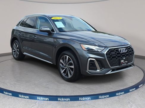 Used 2023 Audi Q5 2.0T Premium w/ Convenience Package AWD/4WD image 4