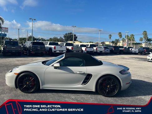 Used 2021 Porsche 718 Boxster S RWD image 8
