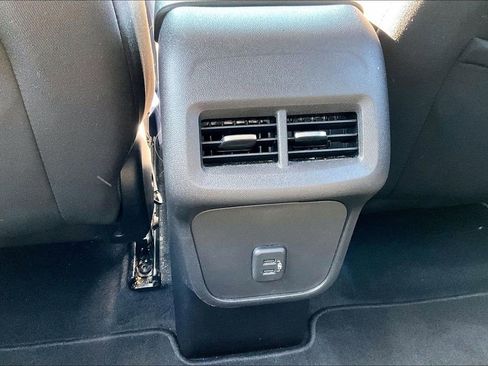 Used 2021 Chevrolet Equinox LS w/ LS Convenience Package FWD image 10