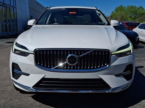 Certified 2023 Volvo XC60 B5 Plus w/ Climate Package AWD/4WD image 2