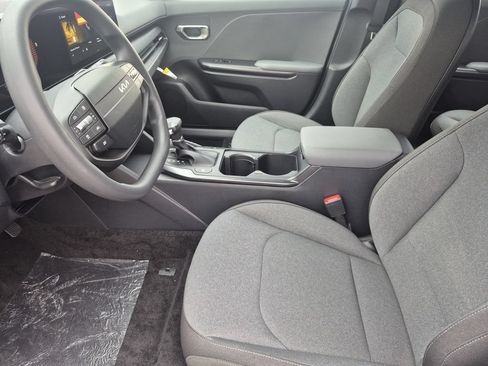 New 2026 Kia K4 FWD image 10