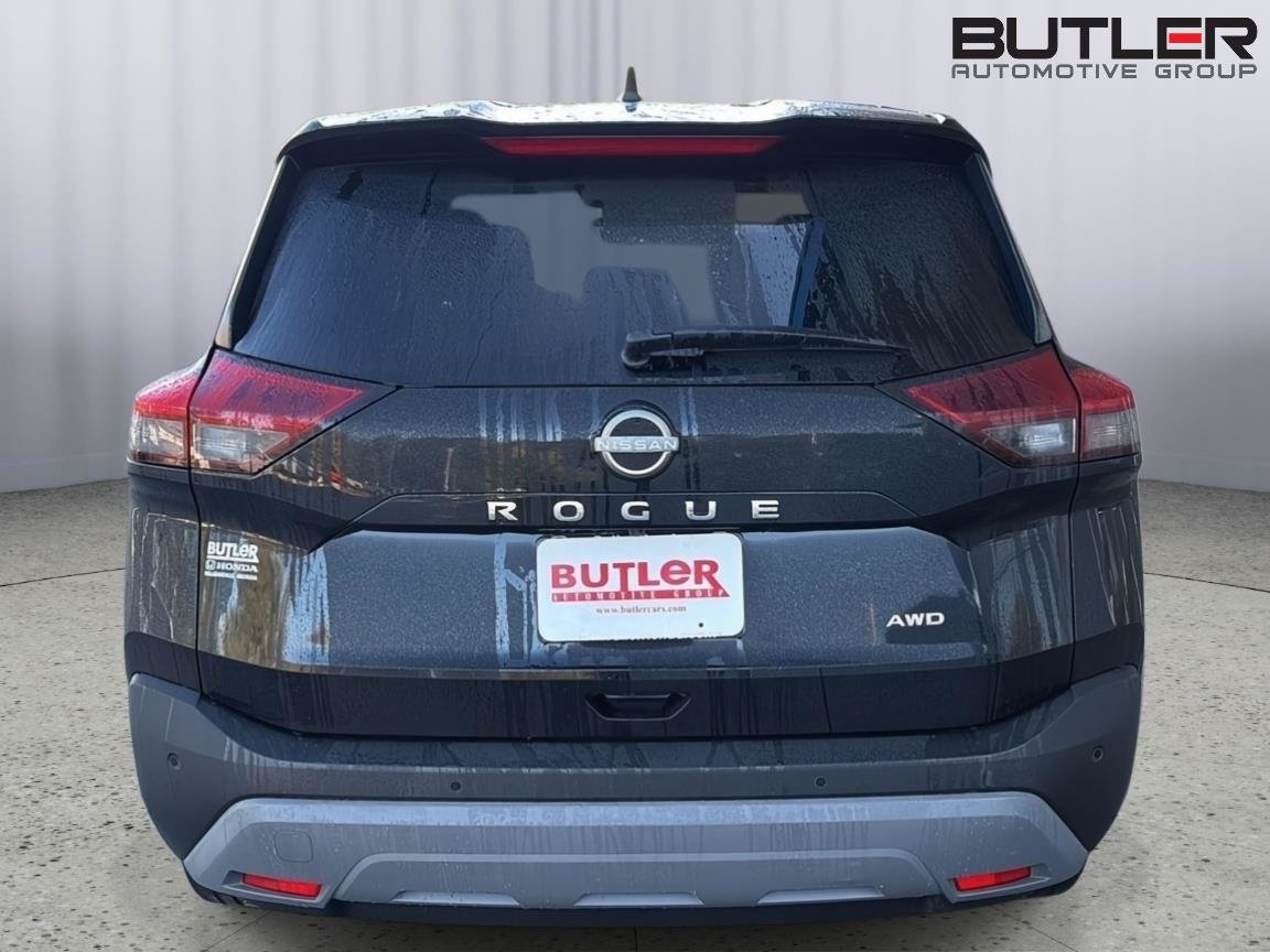 Used 2023 Nissan Rogue S AWD/4WD image 5