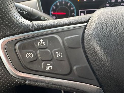 Used 2019 Chevrolet Equinox LS image 7