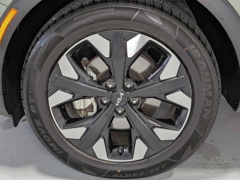 Used 2024 Kia Sportage X-Line w/ X-Line Premium Package AWD/4WD image 3