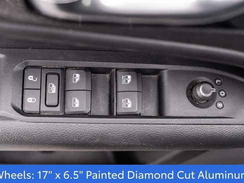 Used 2022 Jeep Compass Trailhawk w/ Sun and Sound Group AWD/4WD image 17
