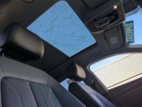 Used 2023 Audi Q5 2.0T Premium w/ Convenience Package image 22