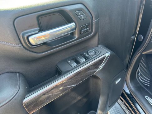 Used 2021 Chevrolet Silverado 2500 LTZ w/ LTZ Plus Package AWD/4WD image 12