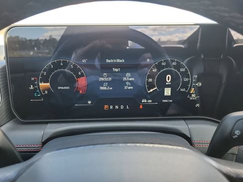 Used 2025 Ford Mustang Premium image 13