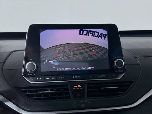 Used 2022 Nissan Altima 2.5 SR image 17