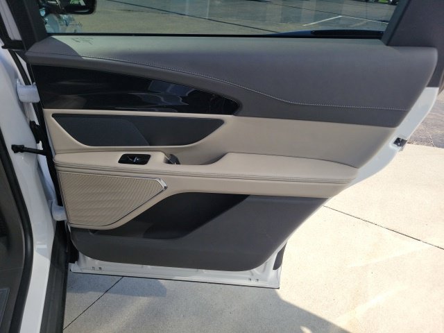 Certified 2024 Lincoln Nautilus Premier AWD/4WD image 25
