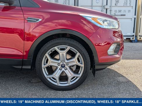 Used 2017 Ford Escape Titanium FWD image 12